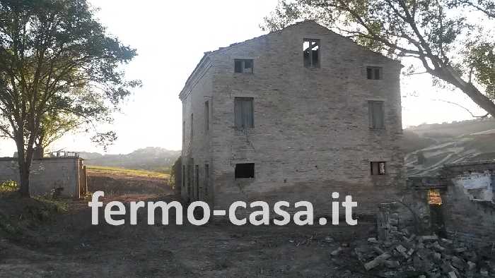 Rustico/Casale Fermo #Pnz005