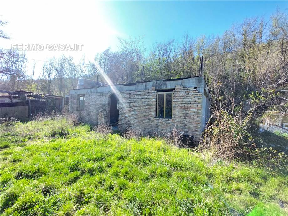 Rural/farmhouse Lapedona #Lap004