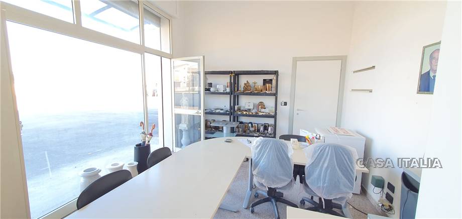 Affitto Capannone Perano  #LL 49 n.15