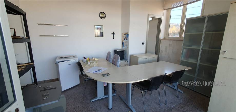 Affitto Capannone Perano  #LL 49 n.16