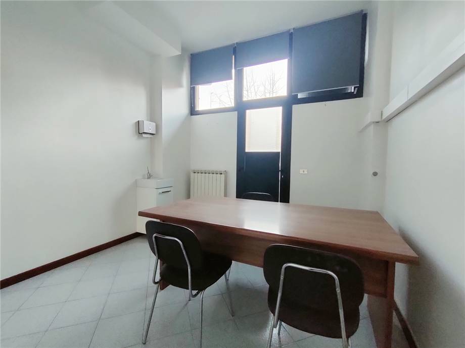 To rent Office Pontenure  #MIC210 n.12