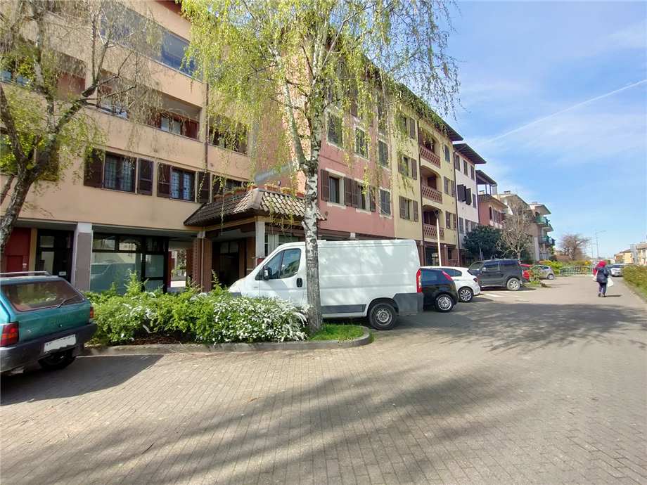 To rent Office Pontenure  #MIC210 n.2