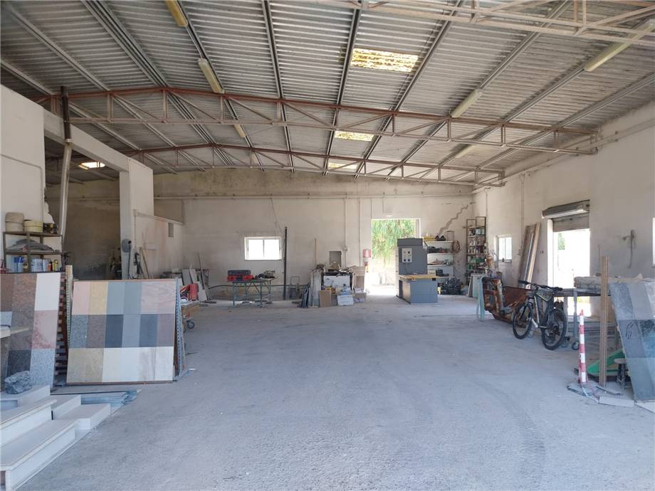 Venta Nave industrial Siamaggiore SS 131 SIAMAGGIORE #MAR164 n.1