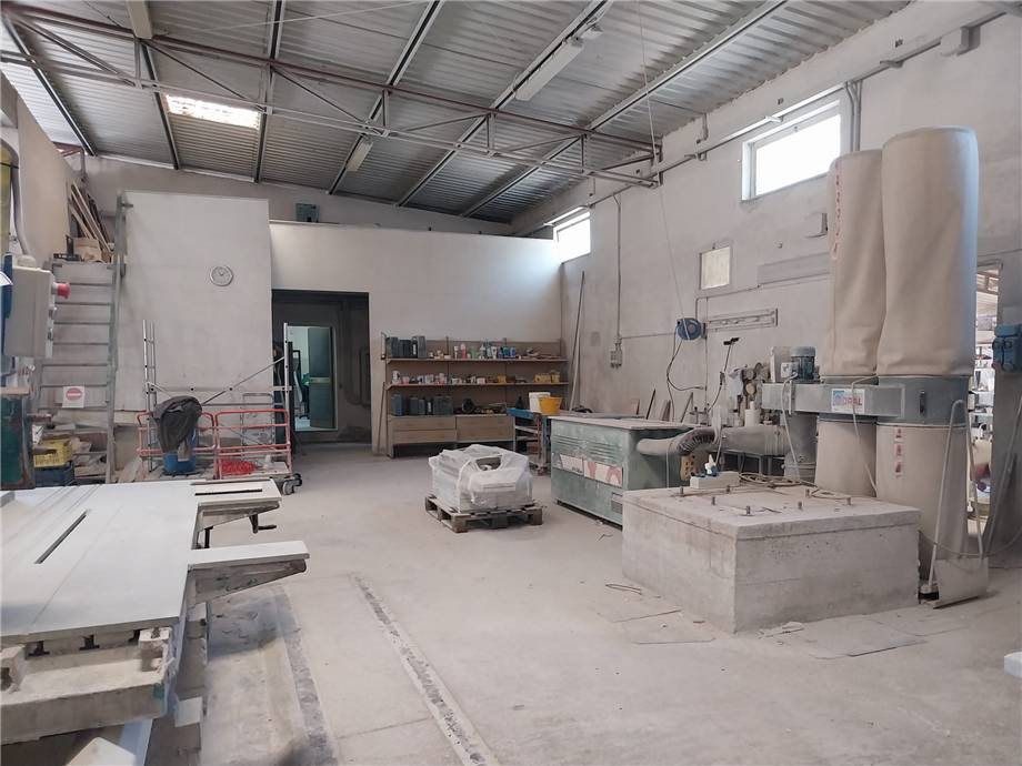 Venta Nave industrial Siamaggiore SS 131 SIAMAGGIORE #MAR164 n.2