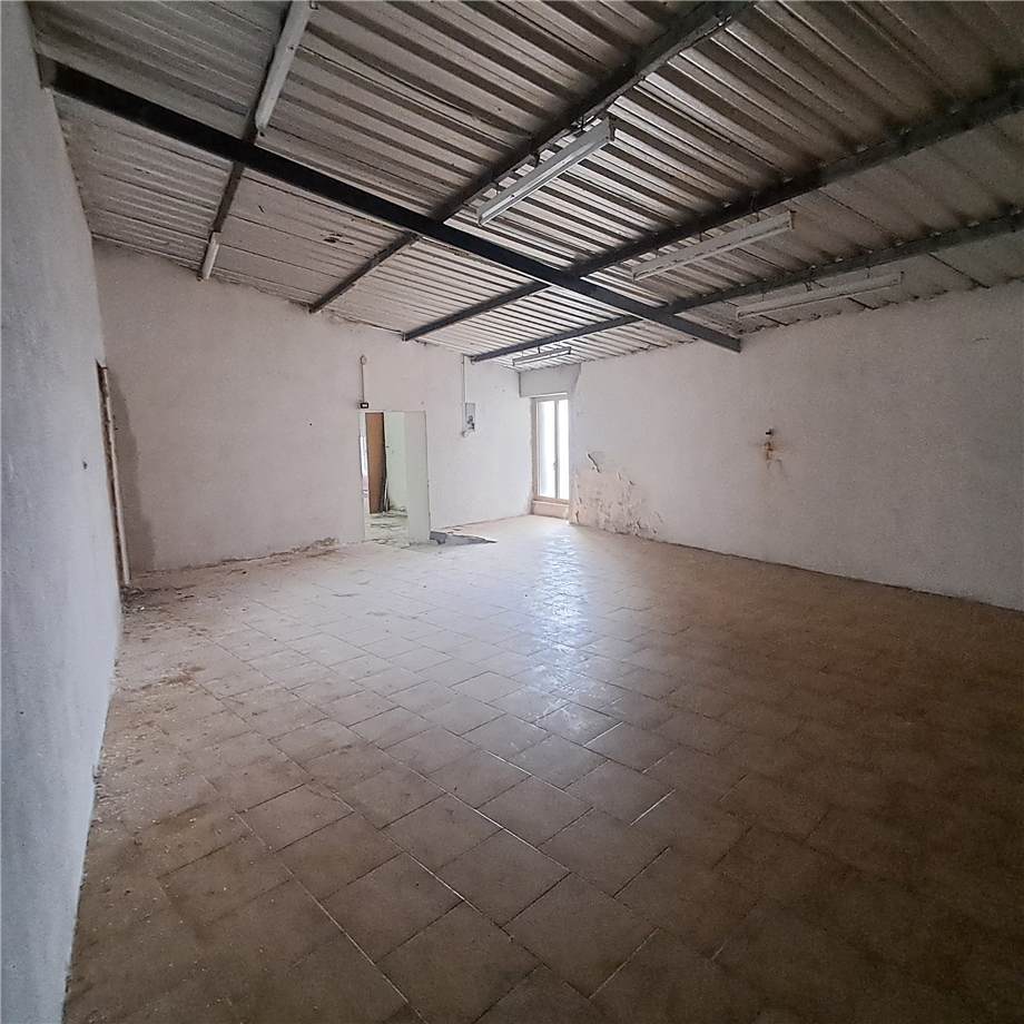 Vendita Commerciale Norbello  #MAR200 n.3