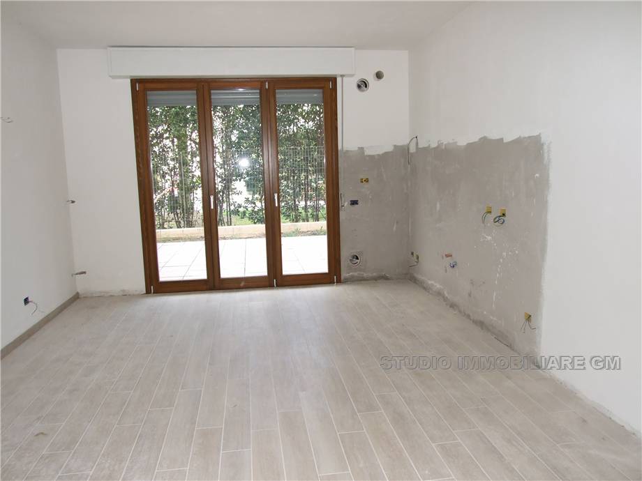 Flat Agliana #524