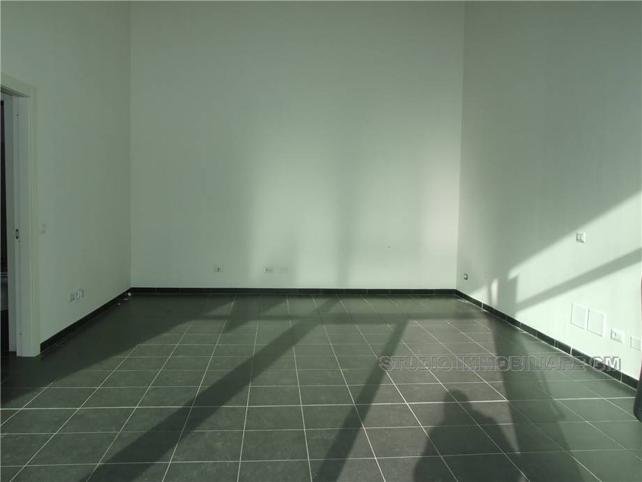 Commercial property Prato #1123