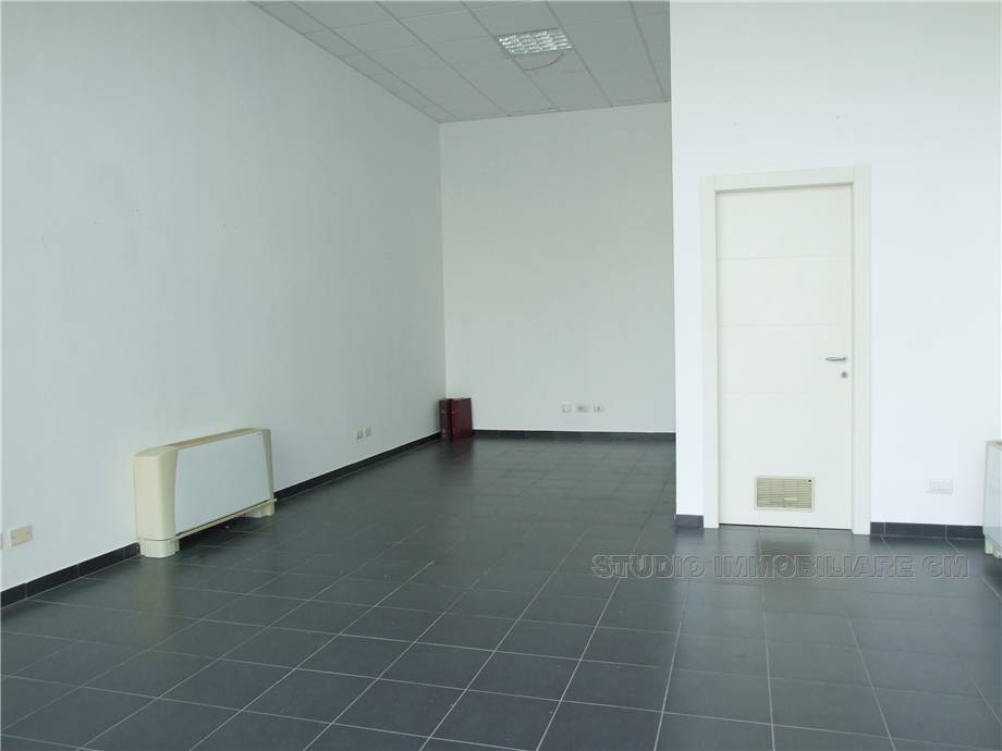 Local commercial Prato #1125