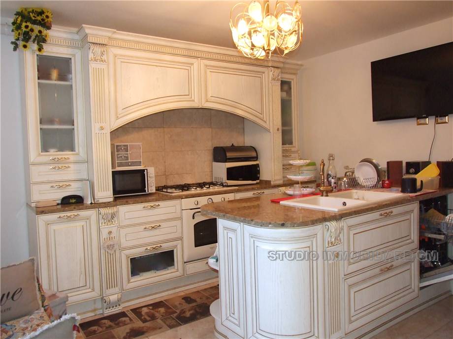 Venta Villa/Casa independiente Vernio Montepiano #584 n.3