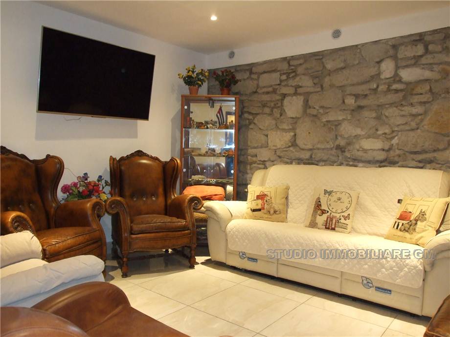 Venta Villa/Casa independiente Vernio Montepiano #584 n.4