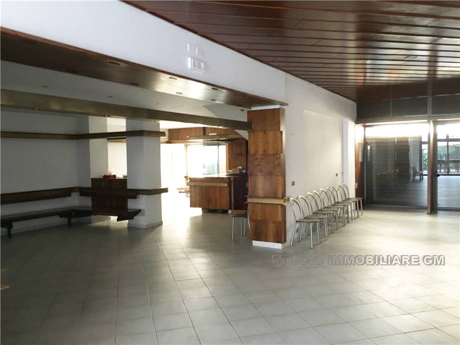 Commerciale Prato #2033