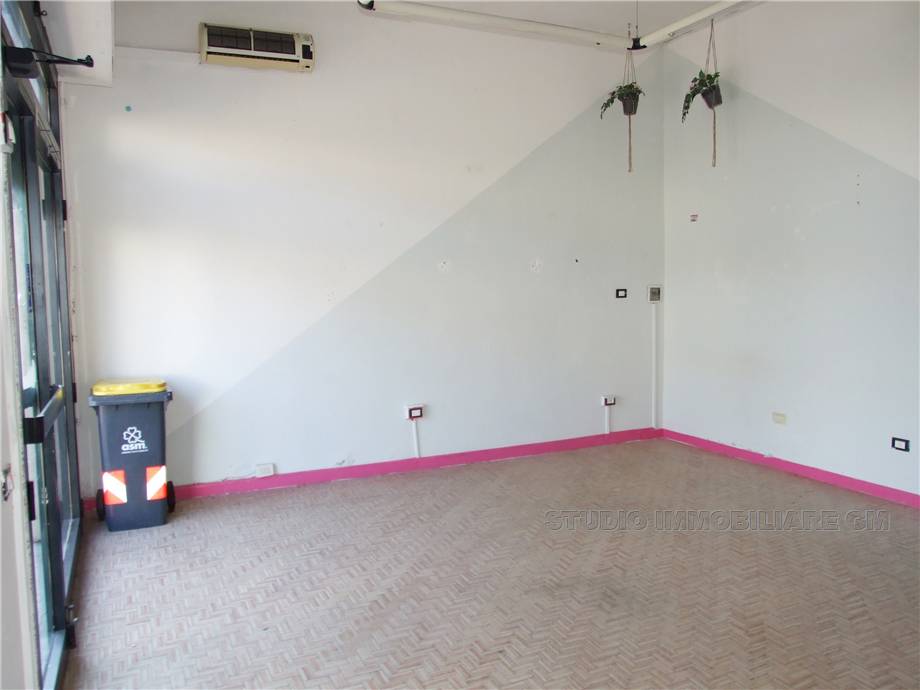 Vendita Commerciale Prato Viaccia #2035 n.5