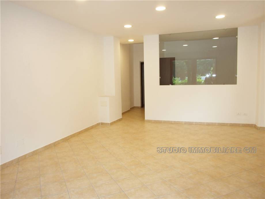 Commercial property Prato #1159