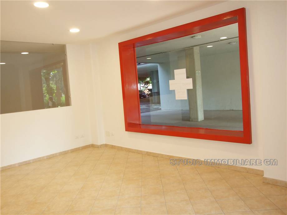 To rent Commercial property Prato Repubblica #1159 n.3