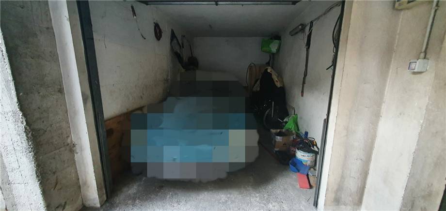 Vendita Garage/Box auto Modena  #1361 n.2