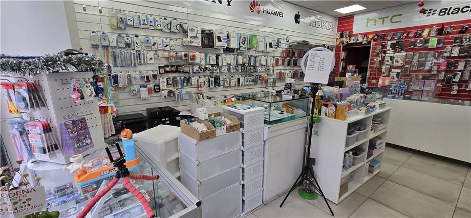 For sale Phone store Modena Centro Storico #1645 n.2