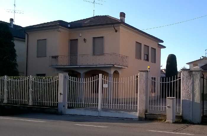 Villa/Casa singola Broni #Cbr551