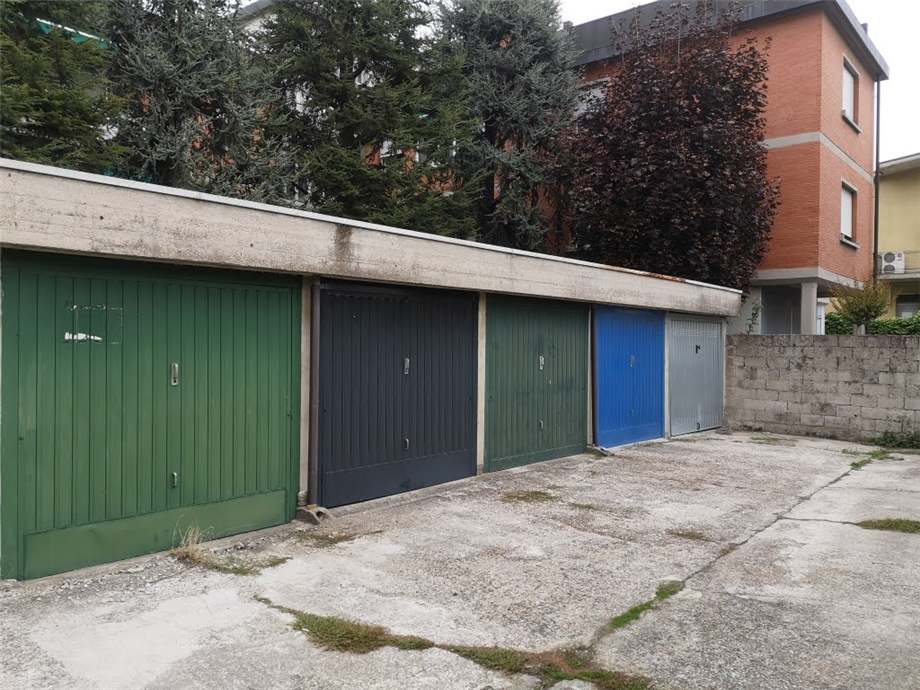 Garage Broni #Br22