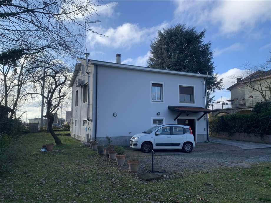 Venta Villa/Casa independiente Campospinoso  #C637 n.4
