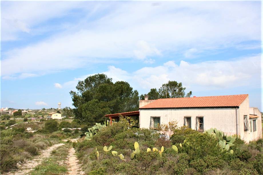 Single-family Villa Noto #8VNC