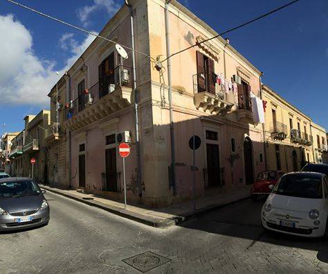Gebäude/Palast Noto #42S