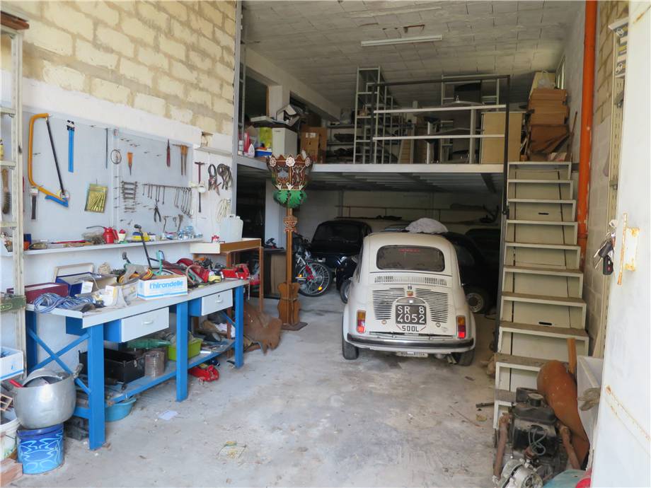 Verkauf Garage/Autobox Noto  #2G n.3