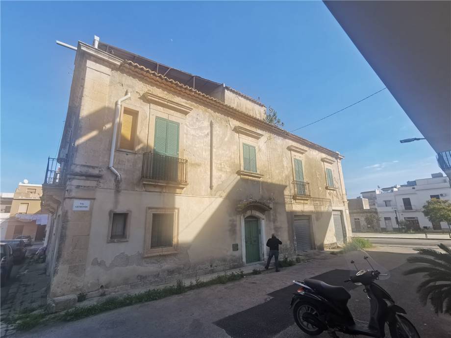 For sale Historical building/palace Avola  #16PA n.3