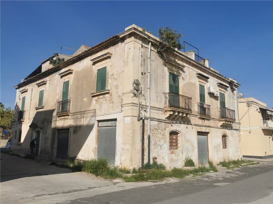 Vendita Stabile/Palazzo Avola  #16PA n.4