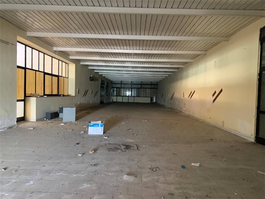 Venta Local comercial Siracusa #D8SR n.5
