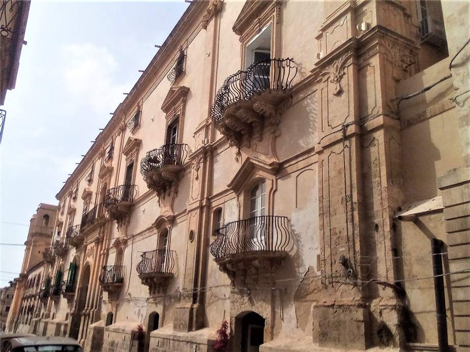 For sale Flat Noto  #302A n.2