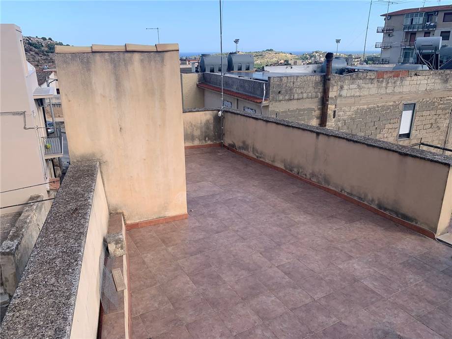 Venta Casa unifamiliar Noto  #77C n.5