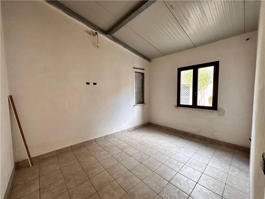 For sale Storage Rosolini  #38VF n.7