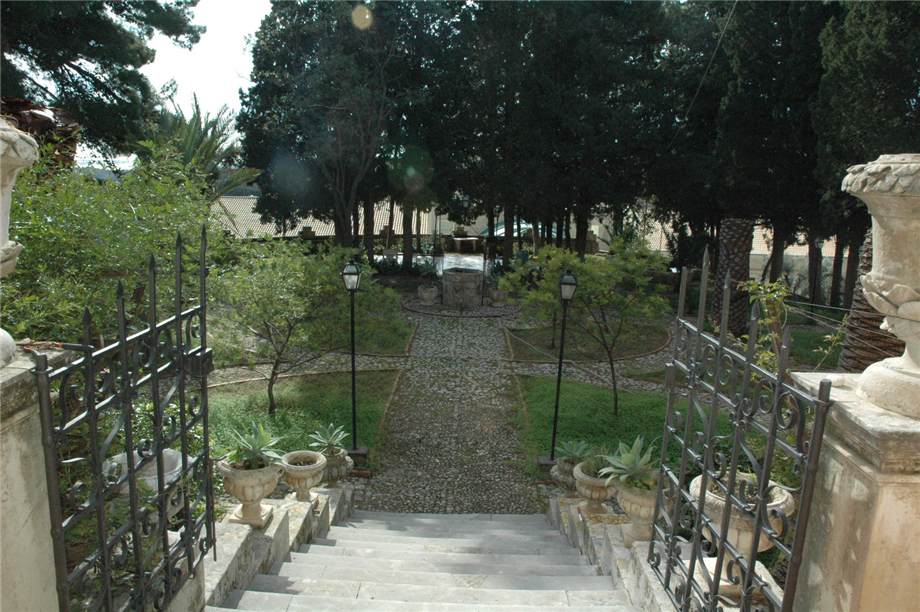 Venta Villa histórica Noto #44V n.13
