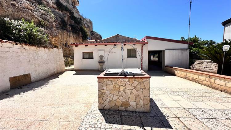 Vendita Villa indipendente Noto  #V000112 n.2