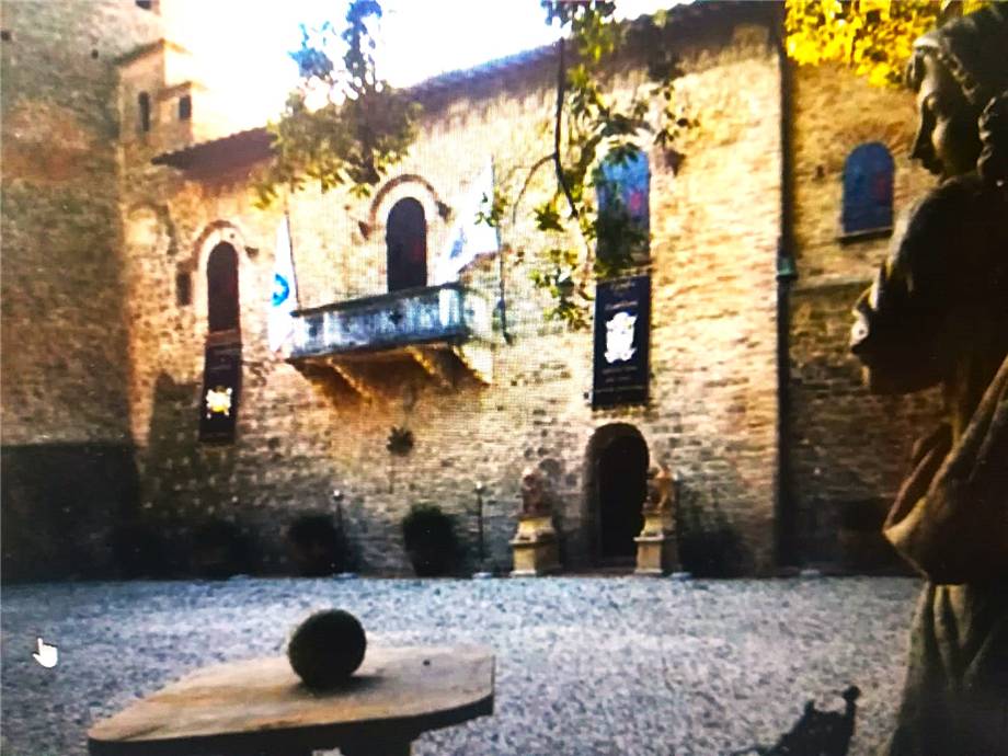 Vendita Castello Pontassieve SANTA BRIGITA #18CF n.2