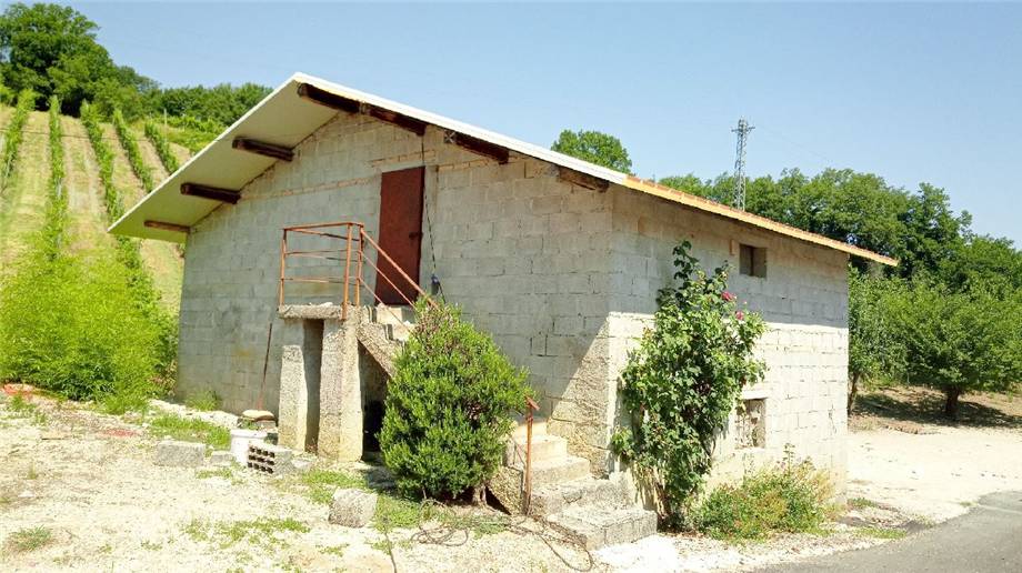 To rent Storage Matelica  #PRI27 n.2