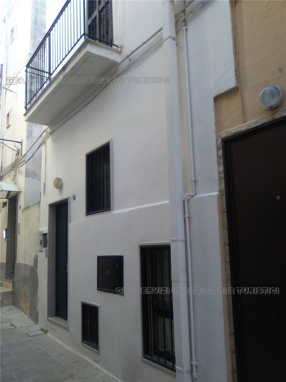 Stabile/Palazzo Triggiano 49