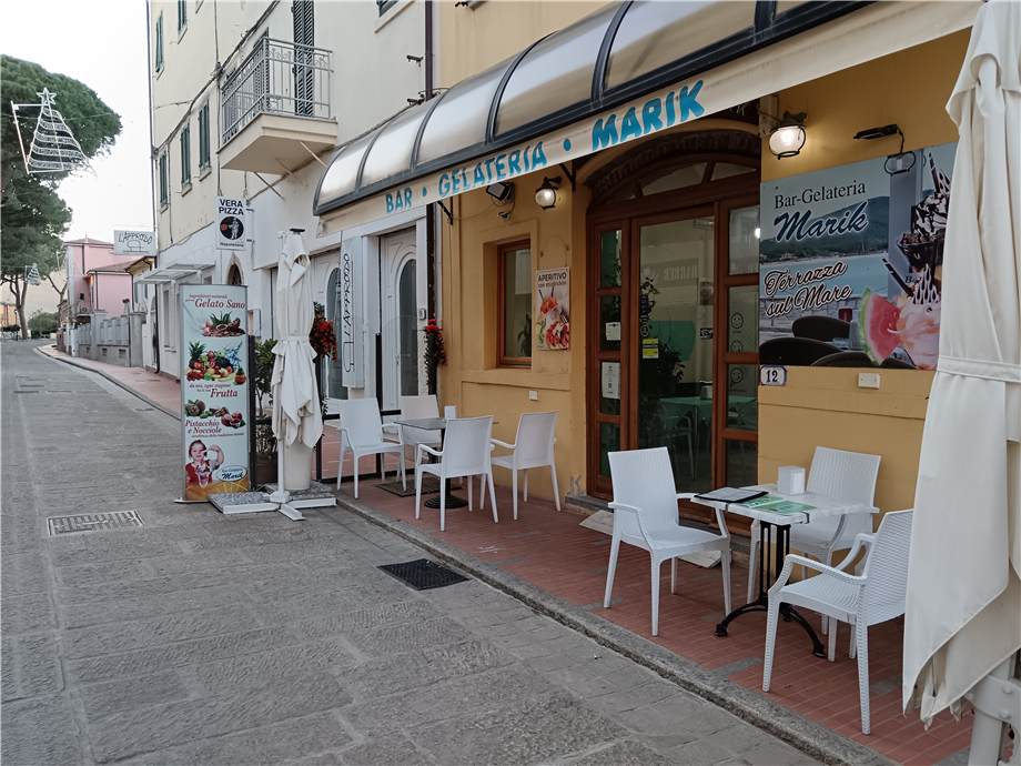 Commerciale Campo nell'Elba #228