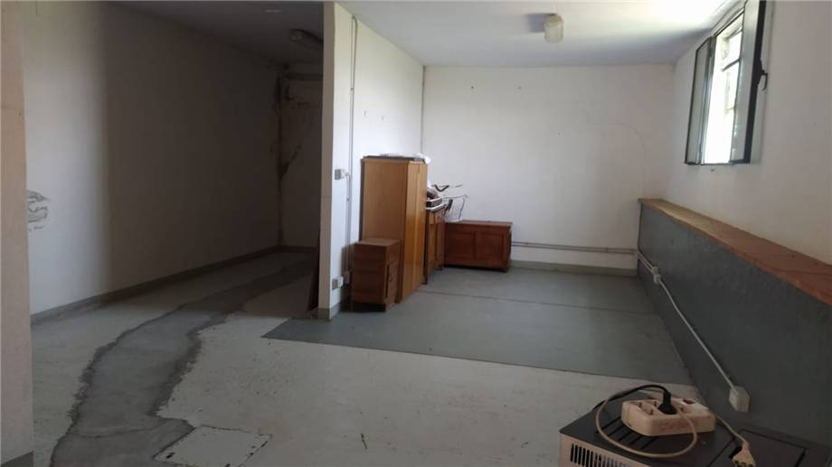 Commercial property San Casciano in Val di Pesa #FC001