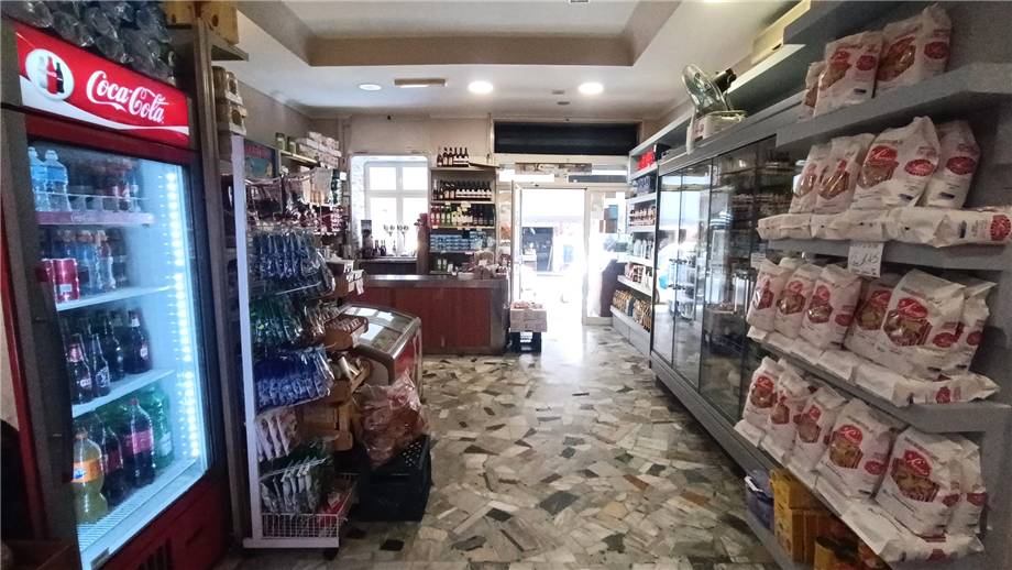 Alquiler Local comercial Napoli Secondigliano #NAP18 n.2