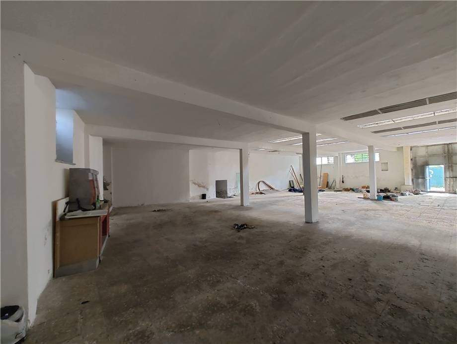 Venta Nave Napoli Perrone #480 n.5