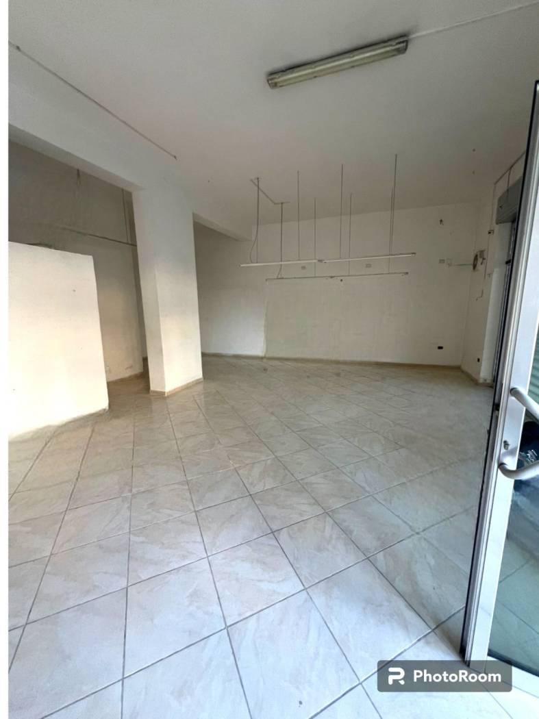 Venta Local comercial Casavatore  #497 n.2
