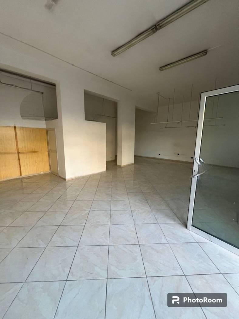 Venta Local comercial Casavatore  #497 n.5