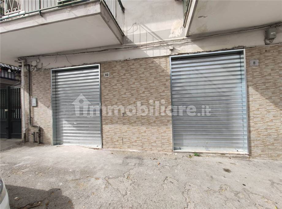 Local comercial Napoli 517