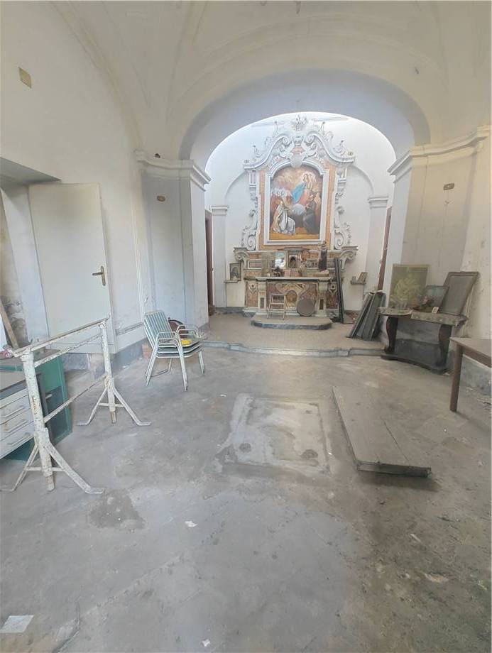 Local comercial Napoli 527
