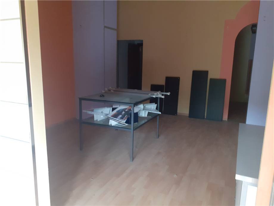 Alquiler Otras actividad comerciales Monterenzio  #221 n.3