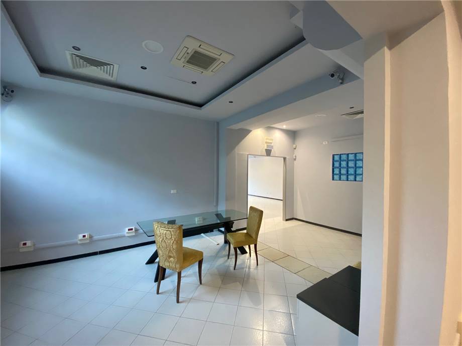 To rent Business premises Monterenzio La Rocca #384 n.3