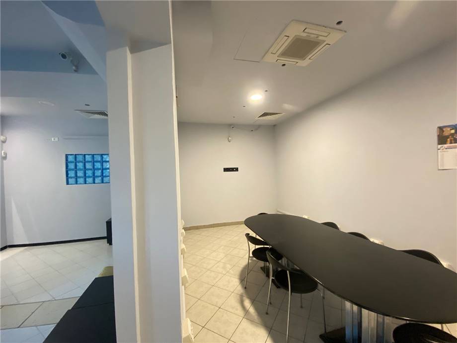 To rent Business premises Monterenzio La Rocca #384 n.4