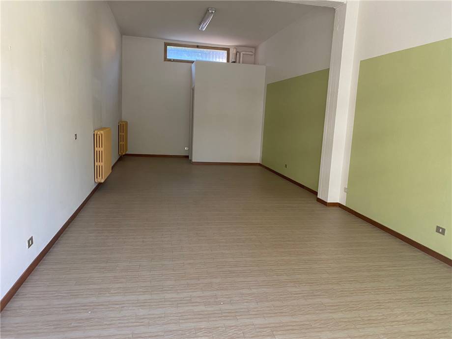To rent Office Monterenzio  #431 n.2