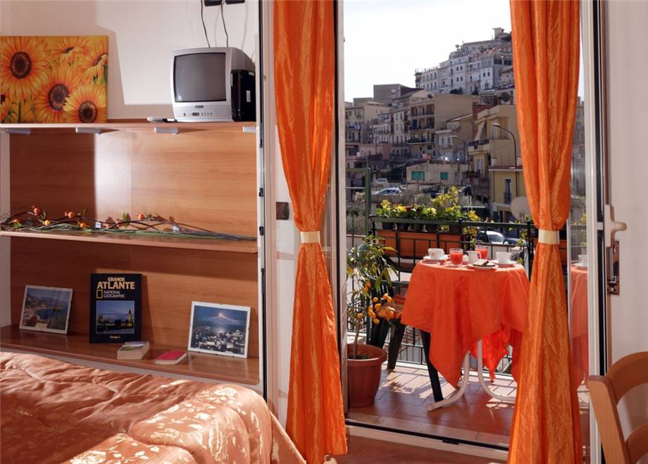 Vendita Albergo/Residence Taormina Corso Umberto I #77 n.5